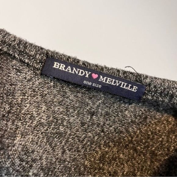Brandy Melville Dark Heathered Grey Long Sleeves Super Soft Sweater One Size - Picture 4 of 10